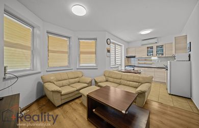 PLUS REALITY | REZERVOVANÉ | Dvojizbový byt s parkovacím miestom a spoločnou záhradou v Dunajskej Strede na predaj !