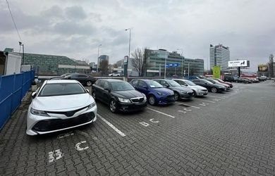 Parkovacie miesta na prenájom - Bajkalská ul.