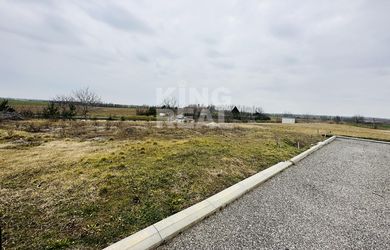 POZEMOK NA PREDAJ RADAVA