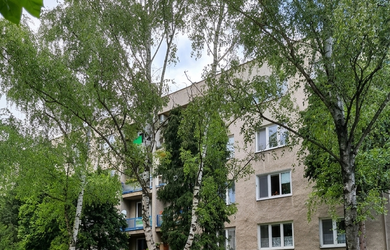 Slnečný 3-izbový byt s loggiou a parkovaním vo dvore, Záhradná ulica, Prešov