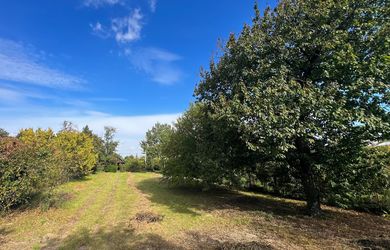 Na predaj stavebný pozemok 800m2, Kvetoslavov