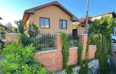 Novastavba rodinného domu s pozemkom 713 m2, na predaj, Soblahov