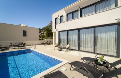 Na predaj rodinná Vila Maxima - Makarská riviera, Chorvátsko