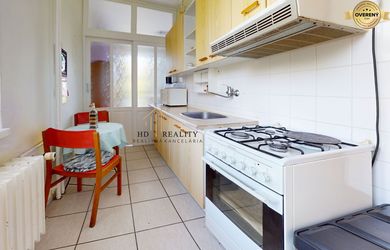 HD REALITY, prenájom 2-izbového bytu na Slnečnej