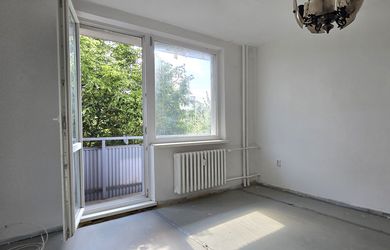 Na predaj bezbariérová garsónka na kompletnú rekonštrukciu