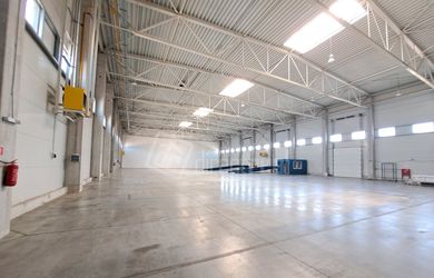 DIRECTREAL|Prenájom skladových priestorov 1640m2 v Bratislave Rači