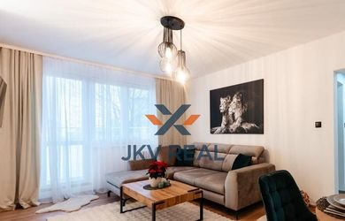 PREDAJ: PRIESTRANNÝ 2‑IZBOVÝ BYT - KOMPLETNÁ REKONŠTRUKCIA - RUŽINOV