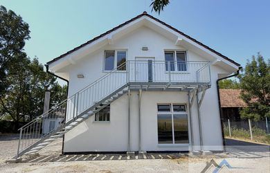 PREDAJ NOVOSTAVBA multifunkčný objekt 208 m² v Rybanoch