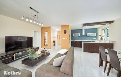 Neibrs | 3-izbový byt s 20 m² terasou a rezidenčnou záhradou | Dlhé diely