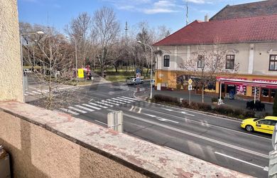 KANCELÁRIA V CENTRE MESTA V BUDOVE VÚB | KOMÁRNO