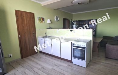 Priestranná dvojgarsónka Deluxe so zmenenou dispozíciou a loggiou na začiatku Petržalky
