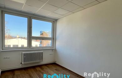 REALITY COMFORT - Výhodný prenájom kancelárie neďaleko centra Prievidze