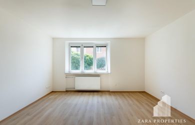 Kompletne prerobený 3 izbový byt, Púchov