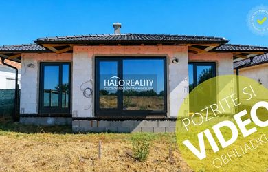 HALO reality - Predaj, rodinný dom Bátorove Kosihy, bungalov v štádiu hrubej stavby - VO VÝSTAVBE - EXKLUZÍVNE HALO REALITY