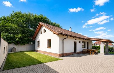 Predaj 4 izbový RD Benkova Potôň, novostavba, pozemok 740 m2