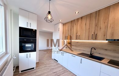 ! NOVINKA ! NA PREDAJ KOMPLET ZREKONŠTRUOVANÝ VEĽKÝ 3-IZB. BYT /86m2/ - BALKÓN - 3x PIVNICA - NADŠTANDARDNÁ MODERNÁ REKONŠTRUKCIA
