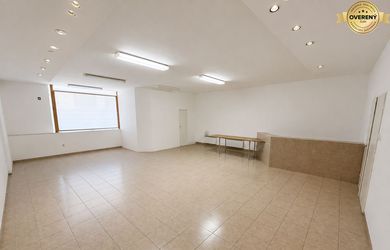 Na prenájom skladový / obchodný priestor – 70 m², Vajnorská ul.