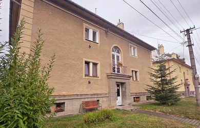 2 izbový byt v pôvodnom stave, tehlová bytovka, Turčianske Teplice