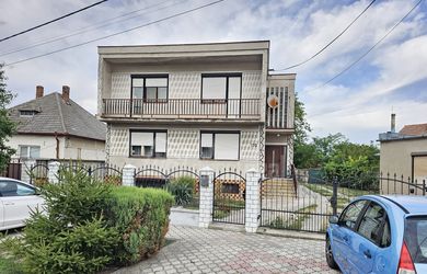 DIRECTREAL| NA PREDAJ RODINNÝ DOM V DOLNÝCH SALIBÁCH - VEĽKÁ GARÁŽ, DIELŇA A HOSPODÁRSKA BUDOVA