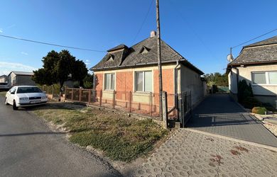 Na predaj rodinný dom v obci Pribeník