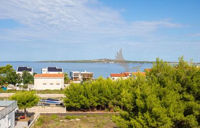 Chorvátsko - PRIVLAKA - dom s bazénom vo výbornej lokalite -panoramatický výhľad na more!